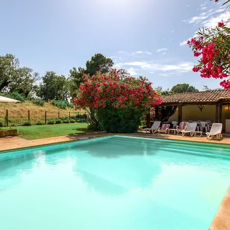 Le Cezanne Holiday home Fourques (Gard)