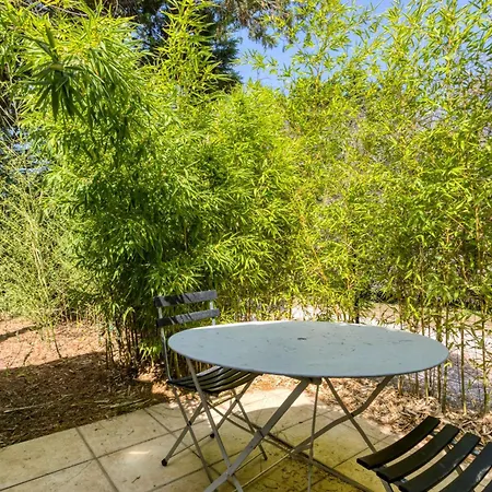 Holiday home Le Cezanne Fourques (Gard)