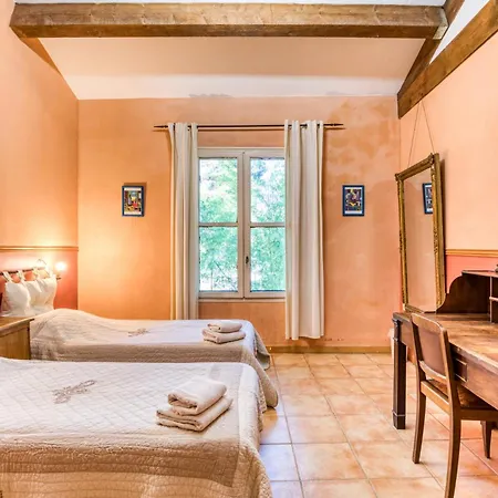 Holiday home Le Cezanne *