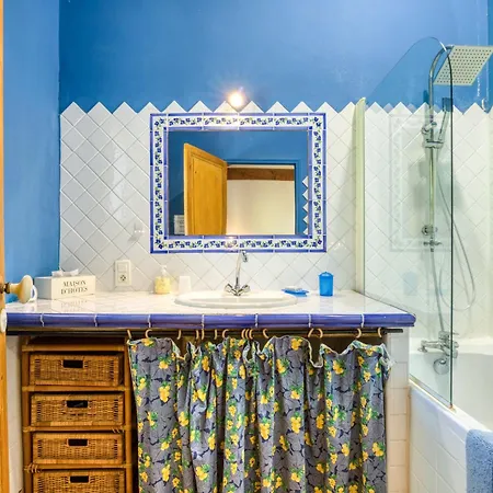 Holiday home Le Cezanne Fourques (Gard)