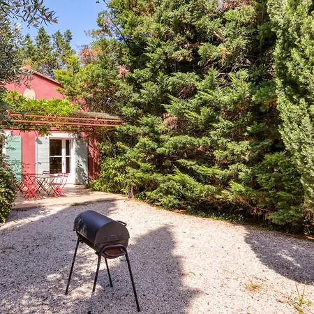 Le Cezanne Holiday home Fourques (Gard)